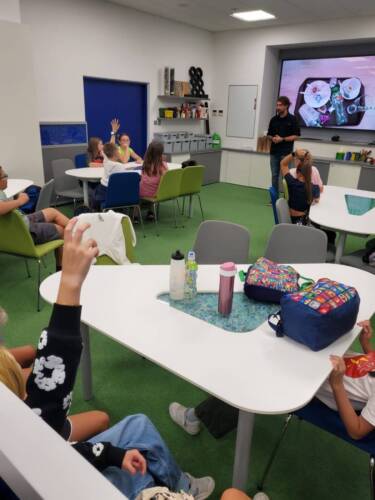 eb5c4e4d-5b41-49ad-aff3-2be895dbe93f